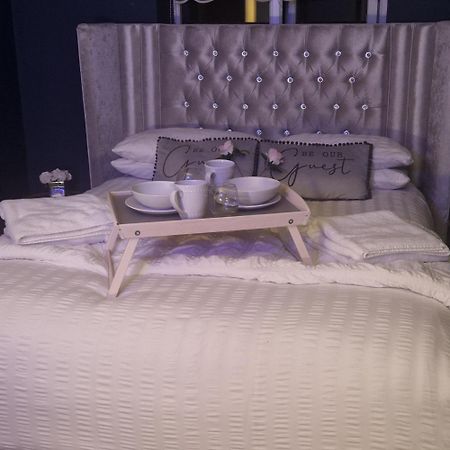 Hale  Lenox Bed And Breakfast المظهر الخارجي الصورة